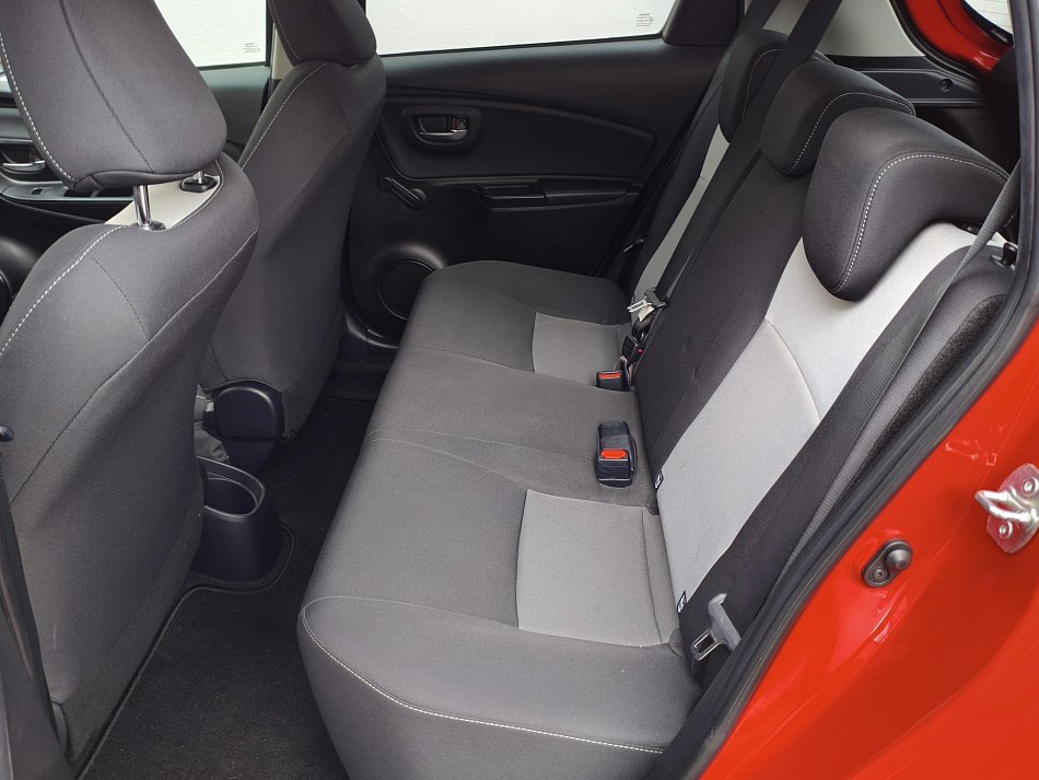 Toyota Yaris 1.5 i 