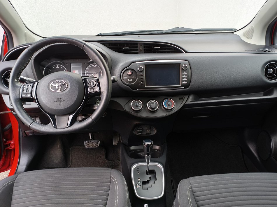Toyota Yaris 1.5 i 