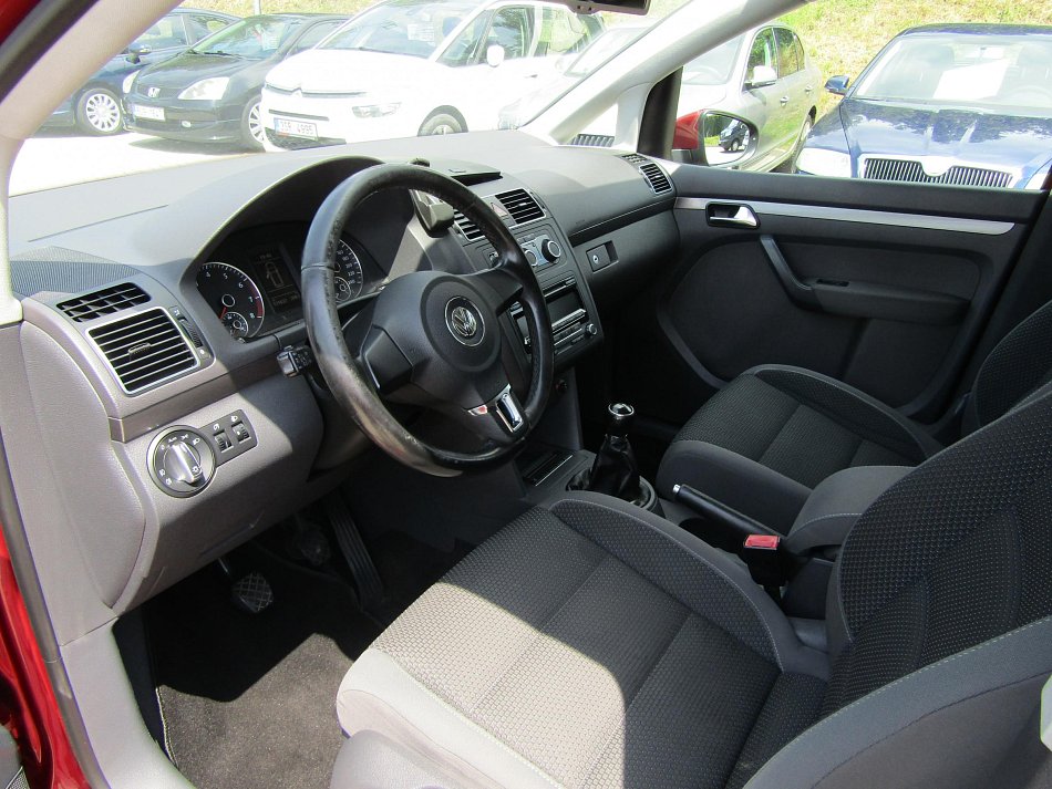 Volkswagen Touran 1.4 TSi 