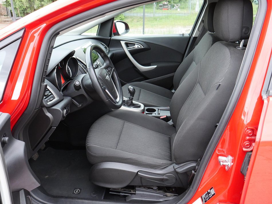 Opel Astra 1.4 T 