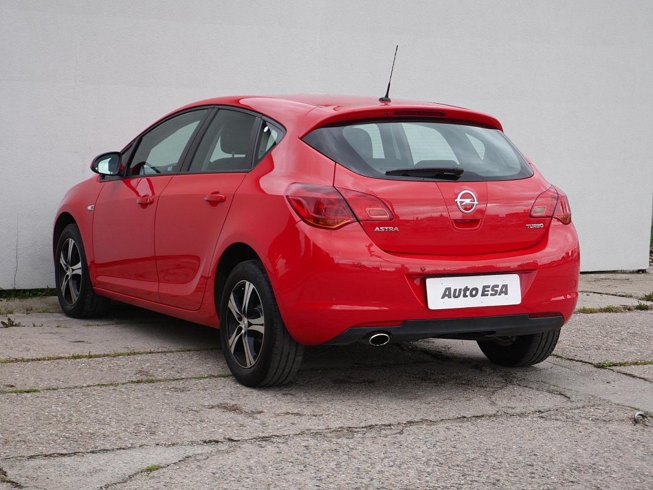 Opel Astra 1.4 T 