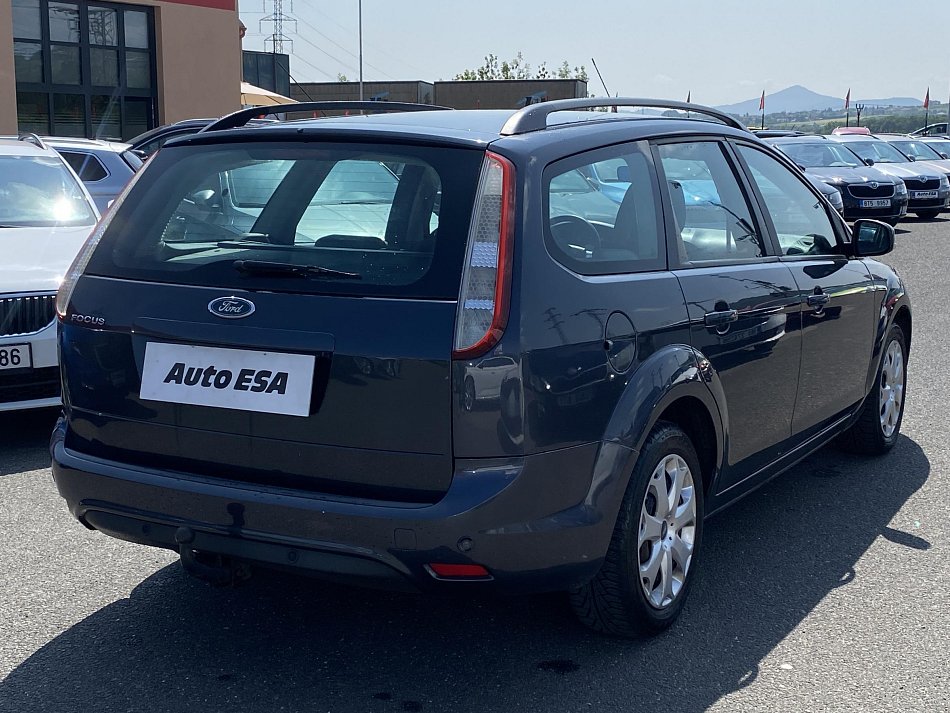 Ford Focus 1.6 I 