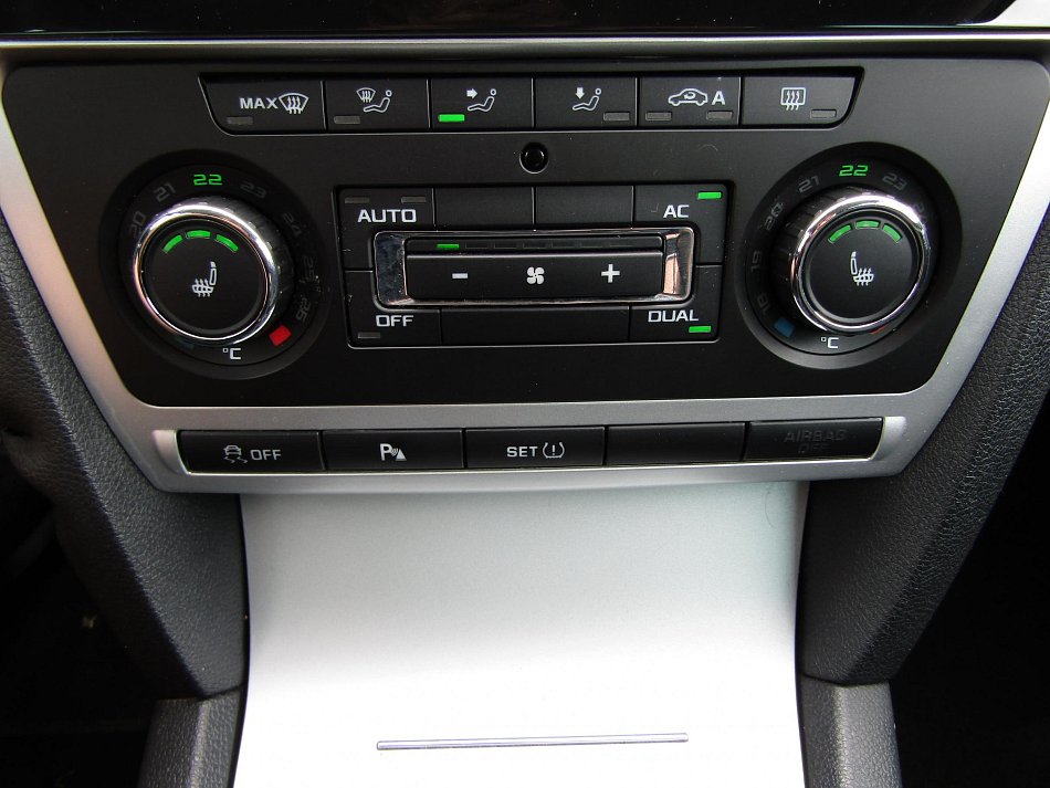 Škoda Octavia II 1.6 TDi Ambiente
