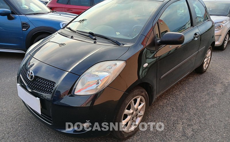 Toyota Yaris 1.3i 