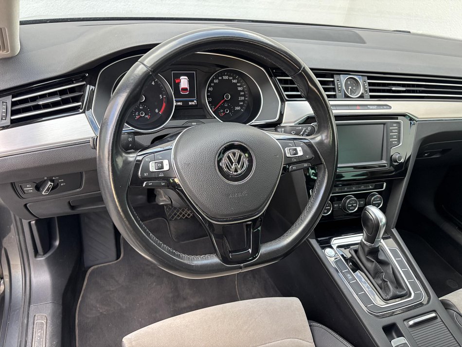 Volkswagen Passat 2.0 TDi 