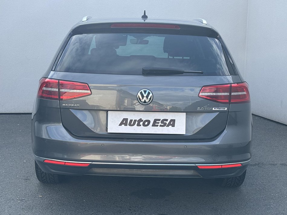 Volkswagen Passat 2.0 TDi 