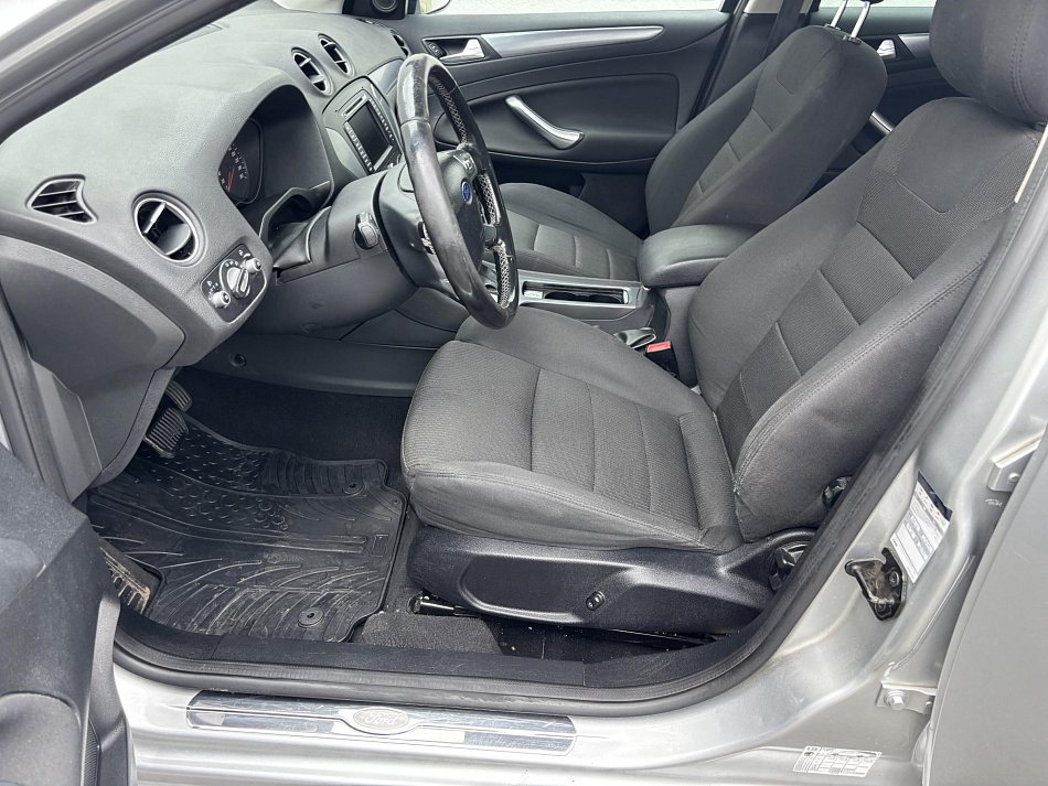 Ford Mondeo 2.2CDTi 