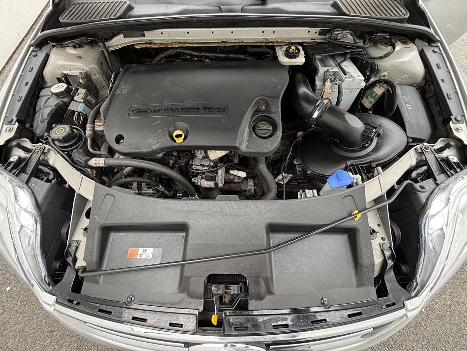 Ford Mondeo 2.2CDTi 