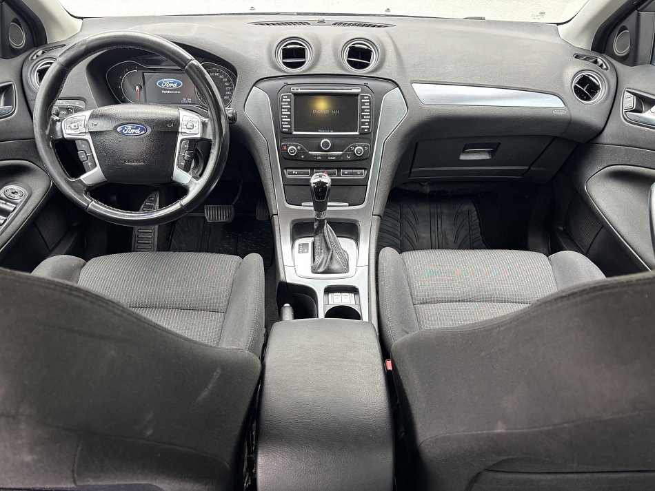 Ford Mondeo 2.2CDTi 