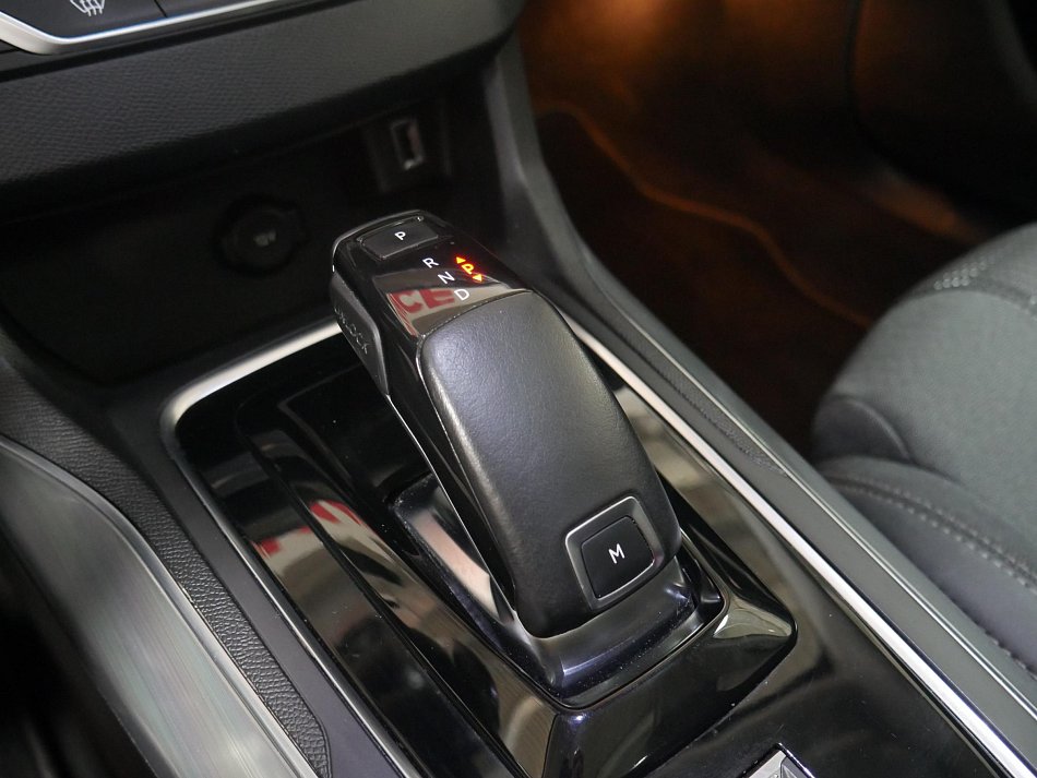 Peugeot 308 1.5 HDi 