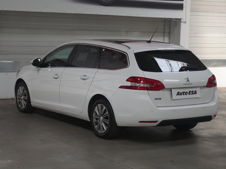 Peugeot 308 1.5 HDi 
