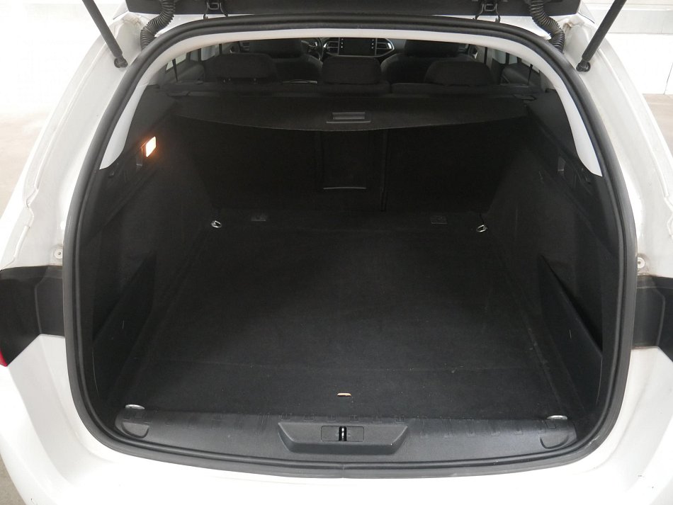 Peugeot 308 1.5 HDi 
