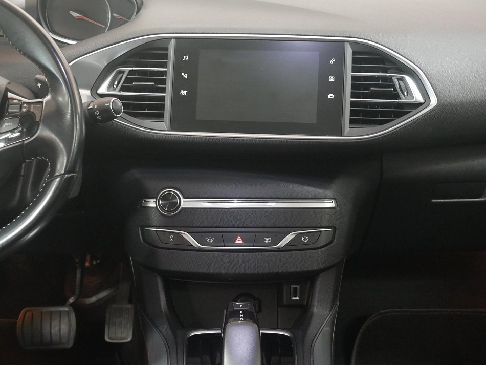 Peugeot 308 1.5 HDi 