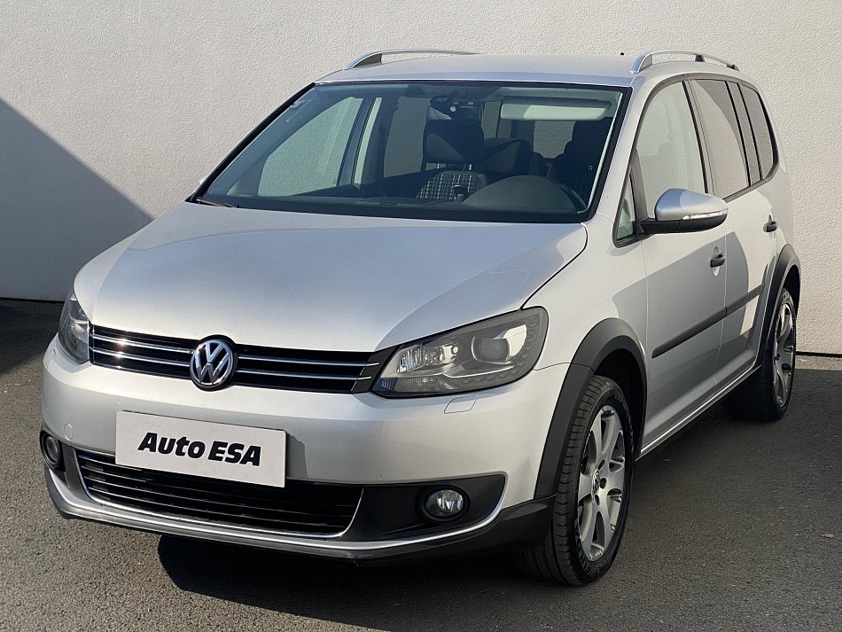 Volkswagen Touran 2.0 TDi CROSS