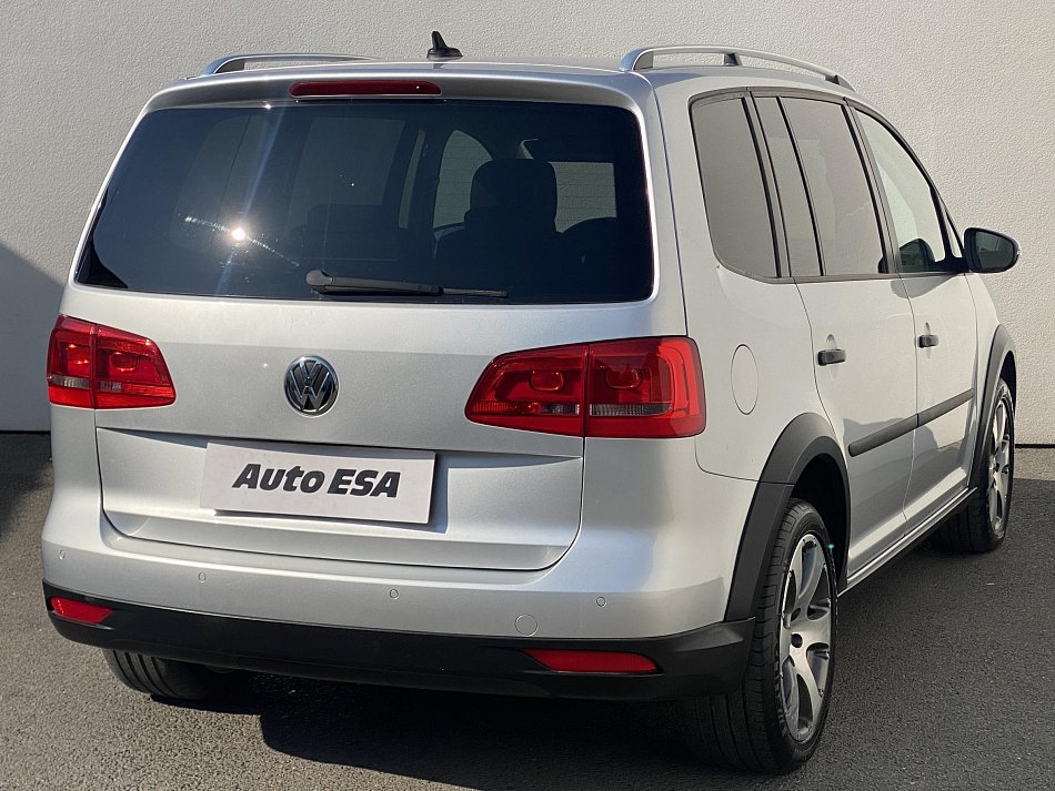 Volkswagen Touran 2.0 TDi CROSS