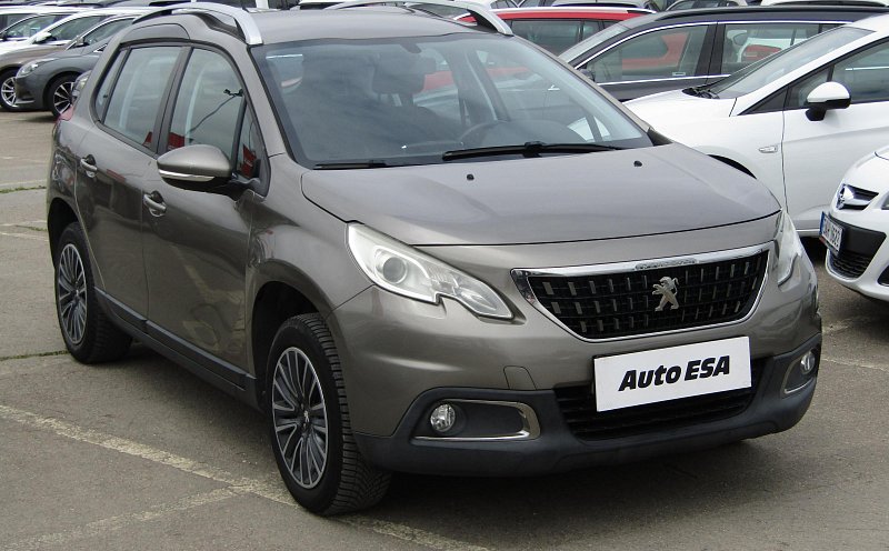 Peugeot 2008 1.2 PT 