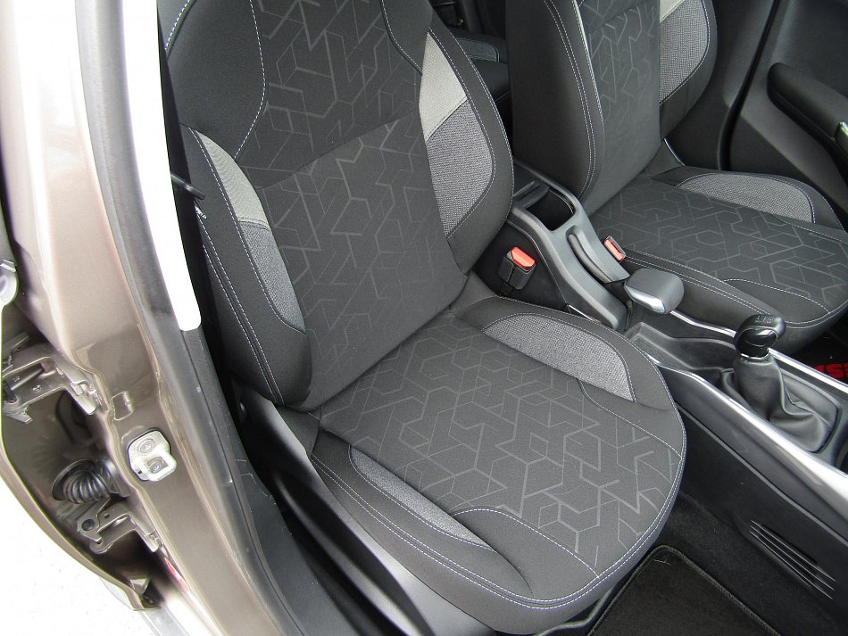 Peugeot 2008 1.2 PT 