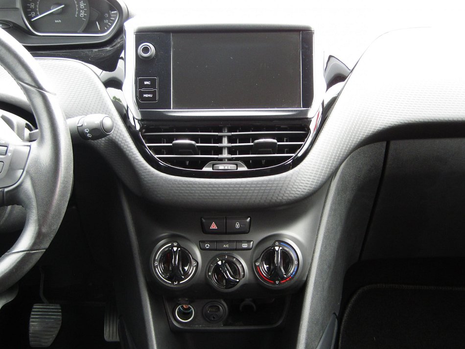 Peugeot 2008 1.2 PT 