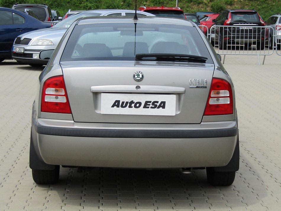 Škoda Octavia 1.6i 