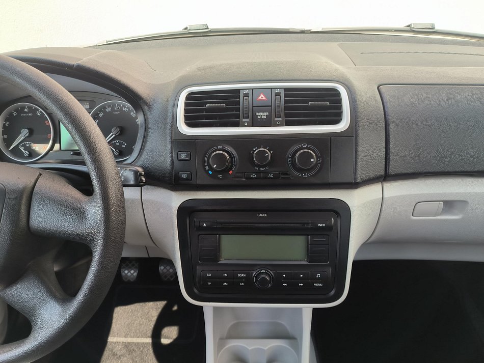 Škoda Fabia II 1.4 16V Ambition