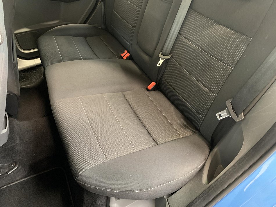 Ford Focus 1.6i 