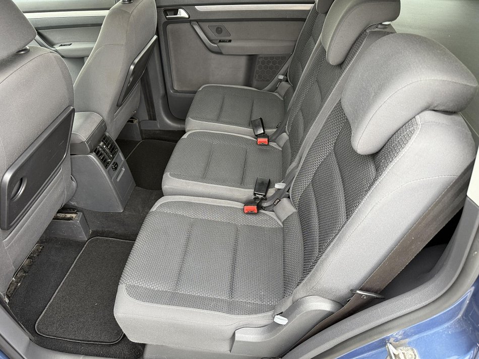 Volkswagen Touran 2.0TDi 