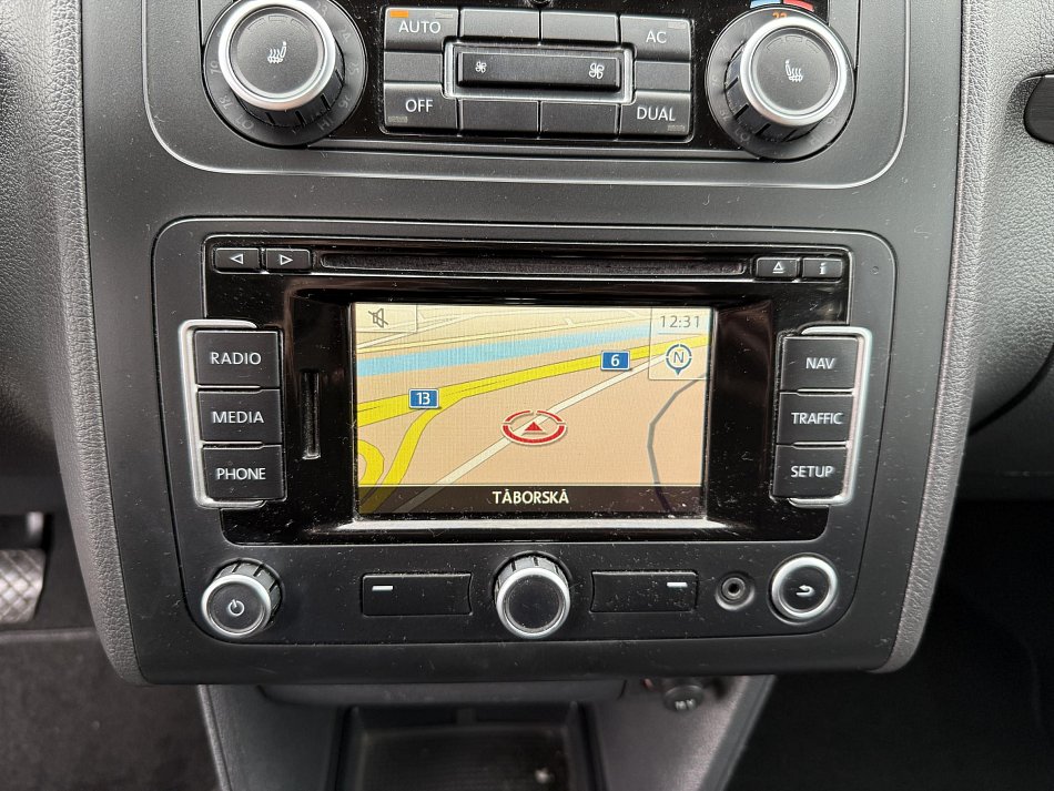 Volkswagen Touran 2.0TDi 