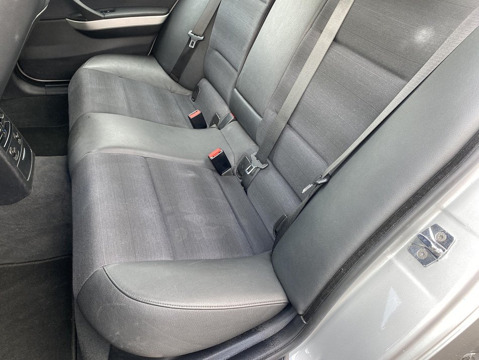 BMW Řada 3 3.0 i  300 Xi