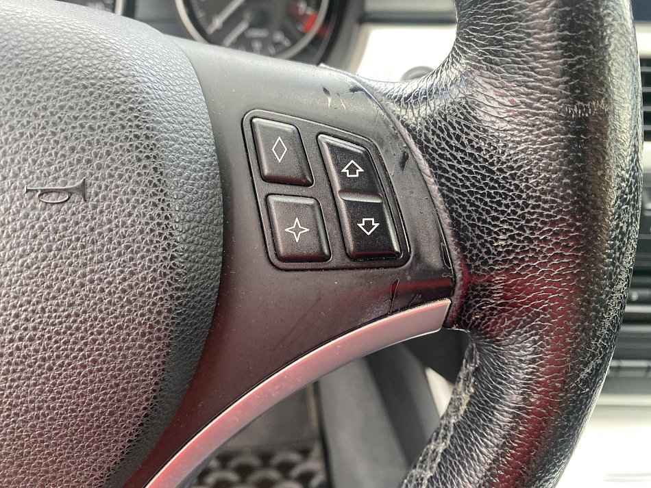 BMW Řada 3 3.0 i  300 Xi