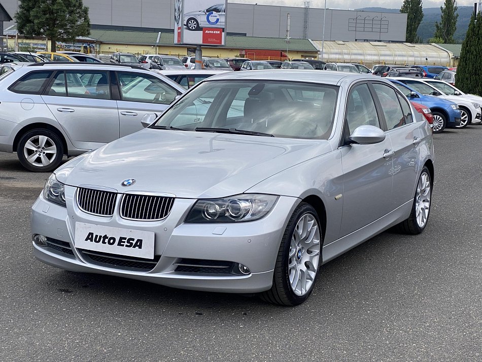BMW Řada 3 3.0 i  300 Xi