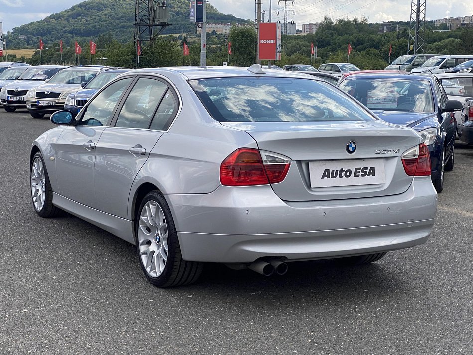 BMW Řada 3 3.0 i  300 Xi