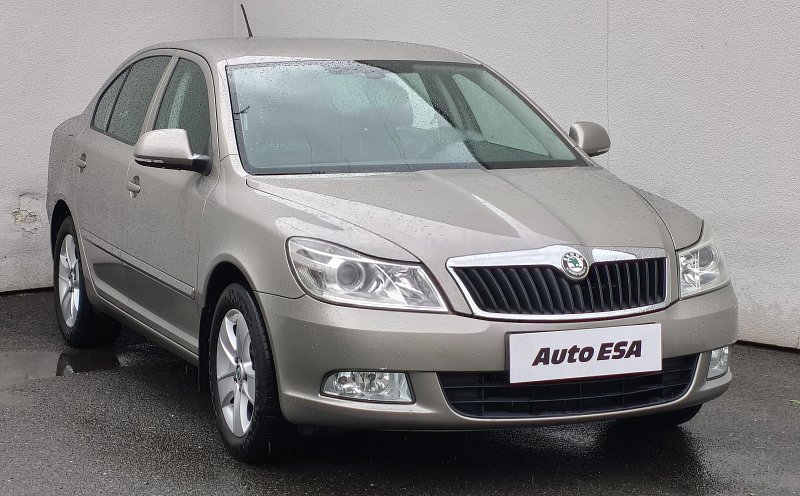 Škoda Octavia II 1.6 TDi Elegance