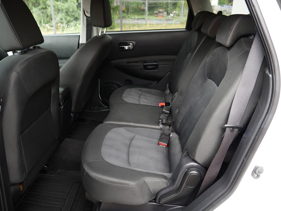 Nissan Qashqai 1.6 i 