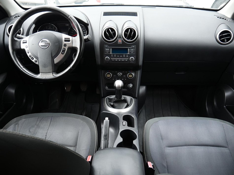 Nissan Qashqai 1.6 i 