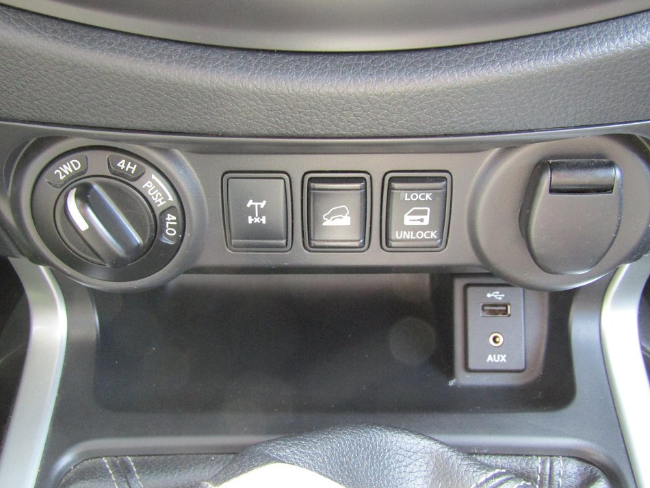 Nissan Navara 2.3dCi  4x4 Double Cab NP300
