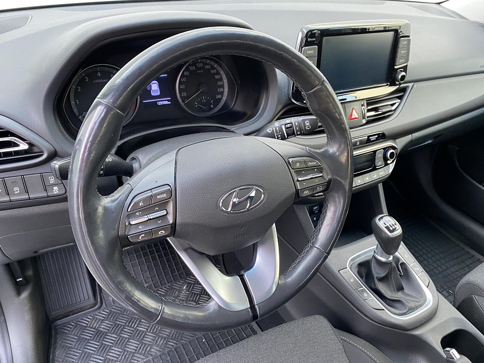 Hyundai I30 1.5 DPi Smart