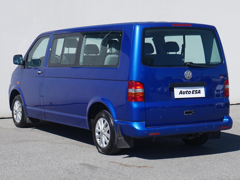 Volkswagen Caravelle 2.5TDi  L2 8míst