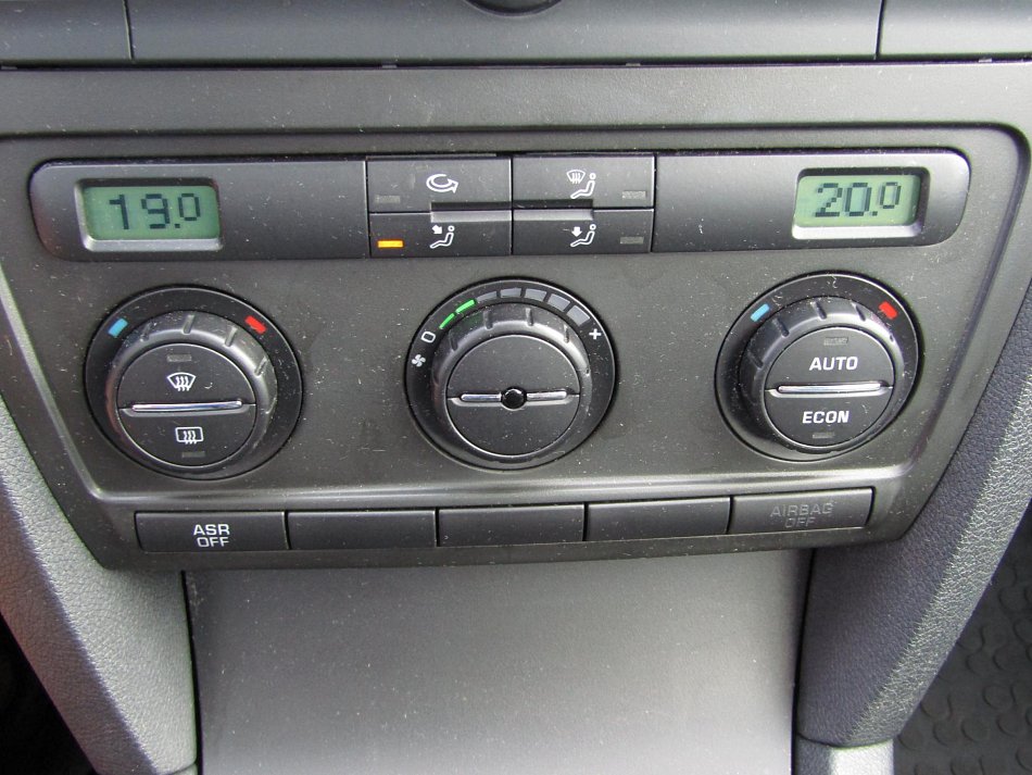 Škoda Octavia II 1.9TDi Ambiente