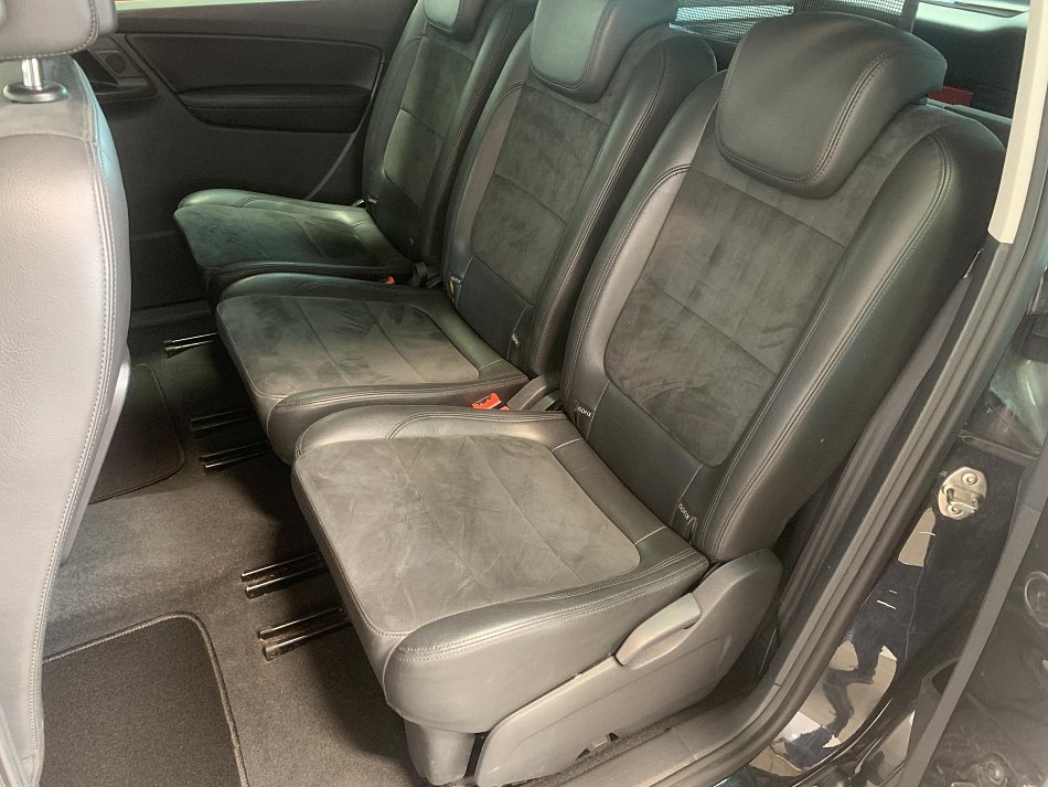 Volkswagen Sharan 2.0 TDi Highline