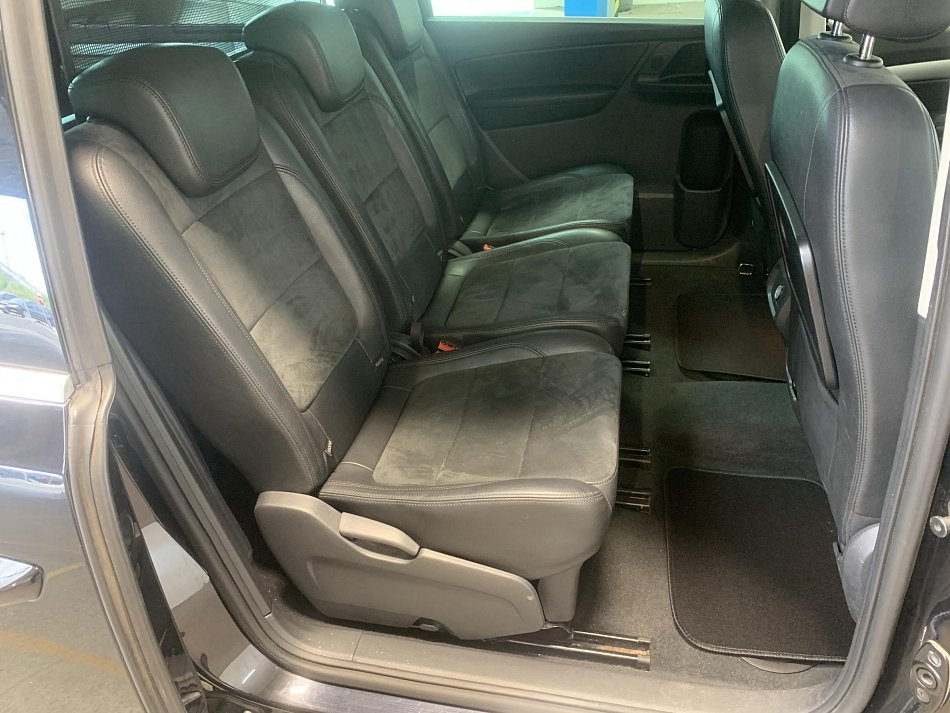 Volkswagen Sharan 2.0 TDi Highline