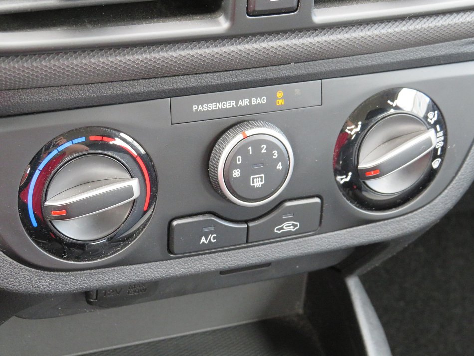 Hyundai I10 1.0i 