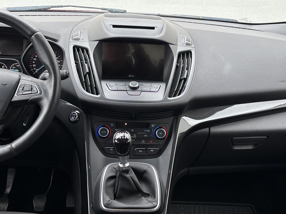 Ford Kuga 1.5 EB Titanium