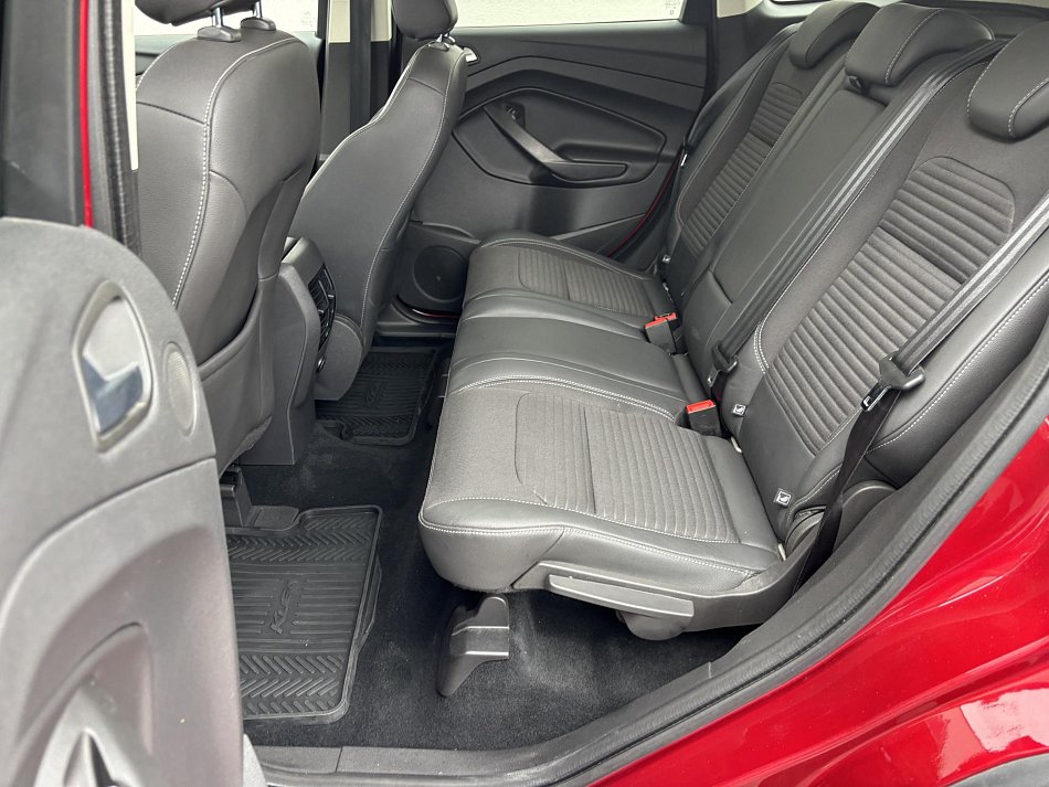 Ford Kuga 1.5 EB Titanium