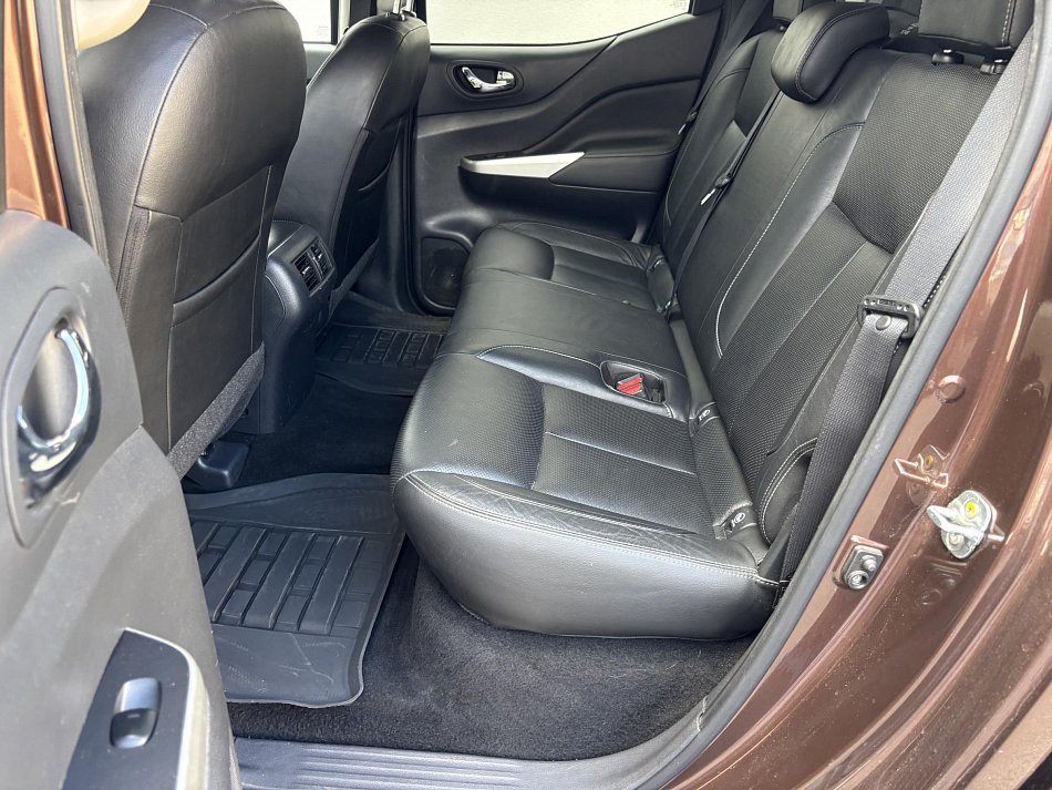 Nissan Navara 2.3 dCi  4X4