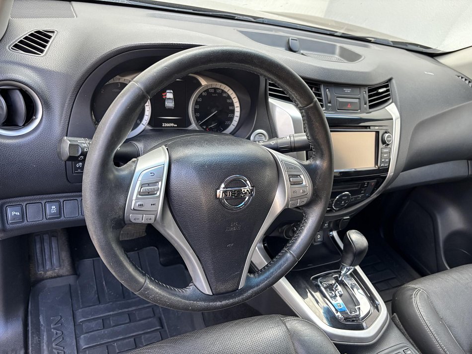 Nissan Navara 2.3 dCi  4X4