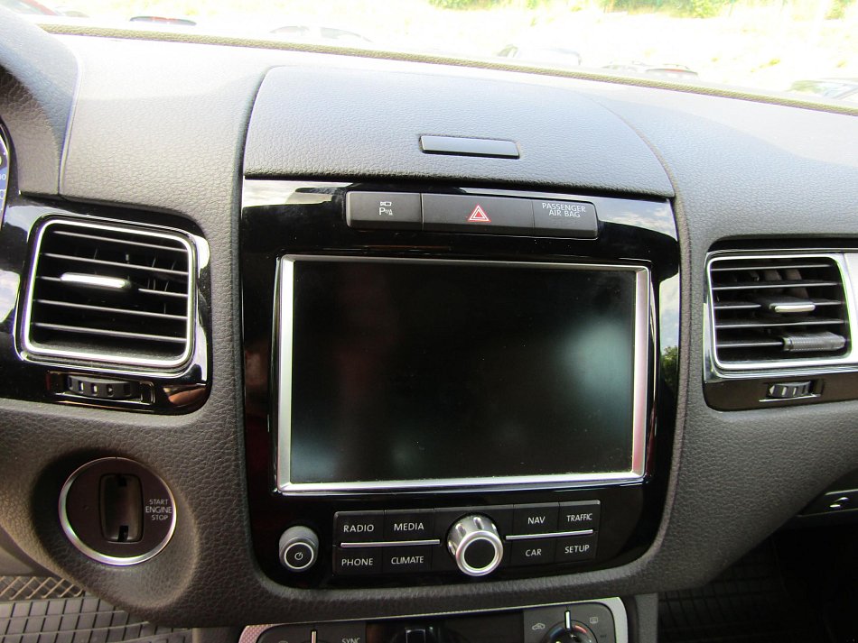 Volkswagen Touareg 3.0TDi  4x4