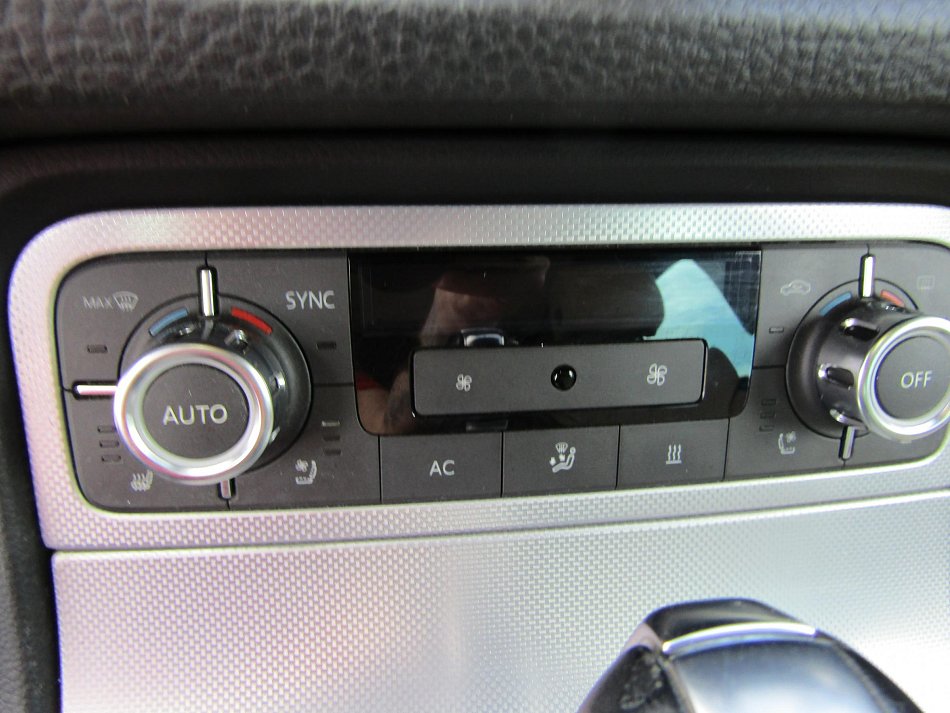 Volkswagen Touareg 3.0TDi  4x4