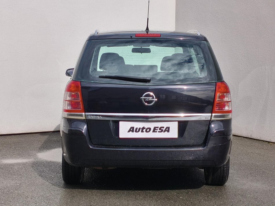 Opel Zafira 1.6 i  7míst