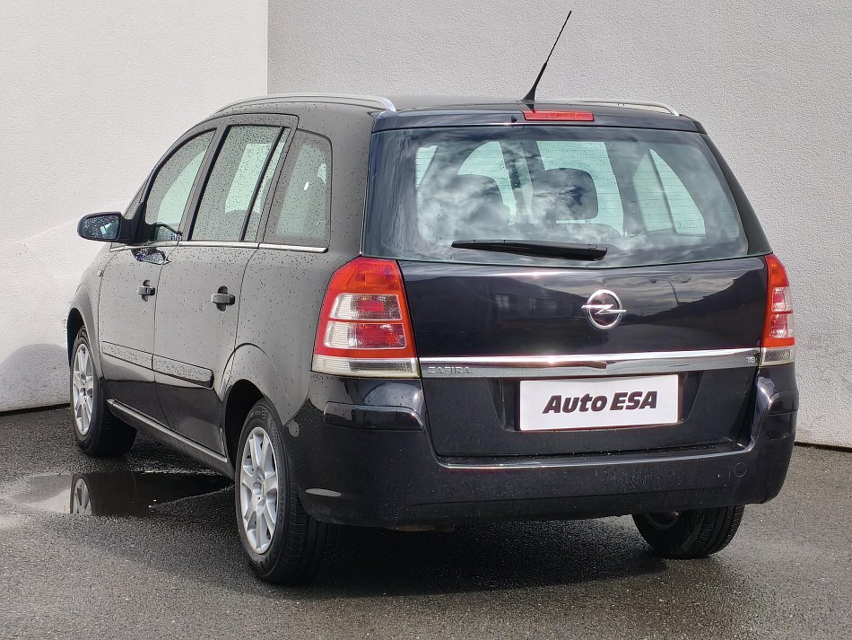 Opel Zafira 1.6 i  7míst