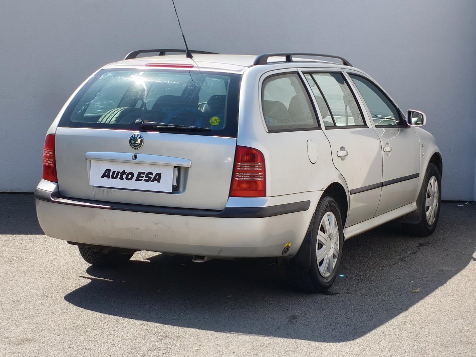 Škoda Octavia 1.6 